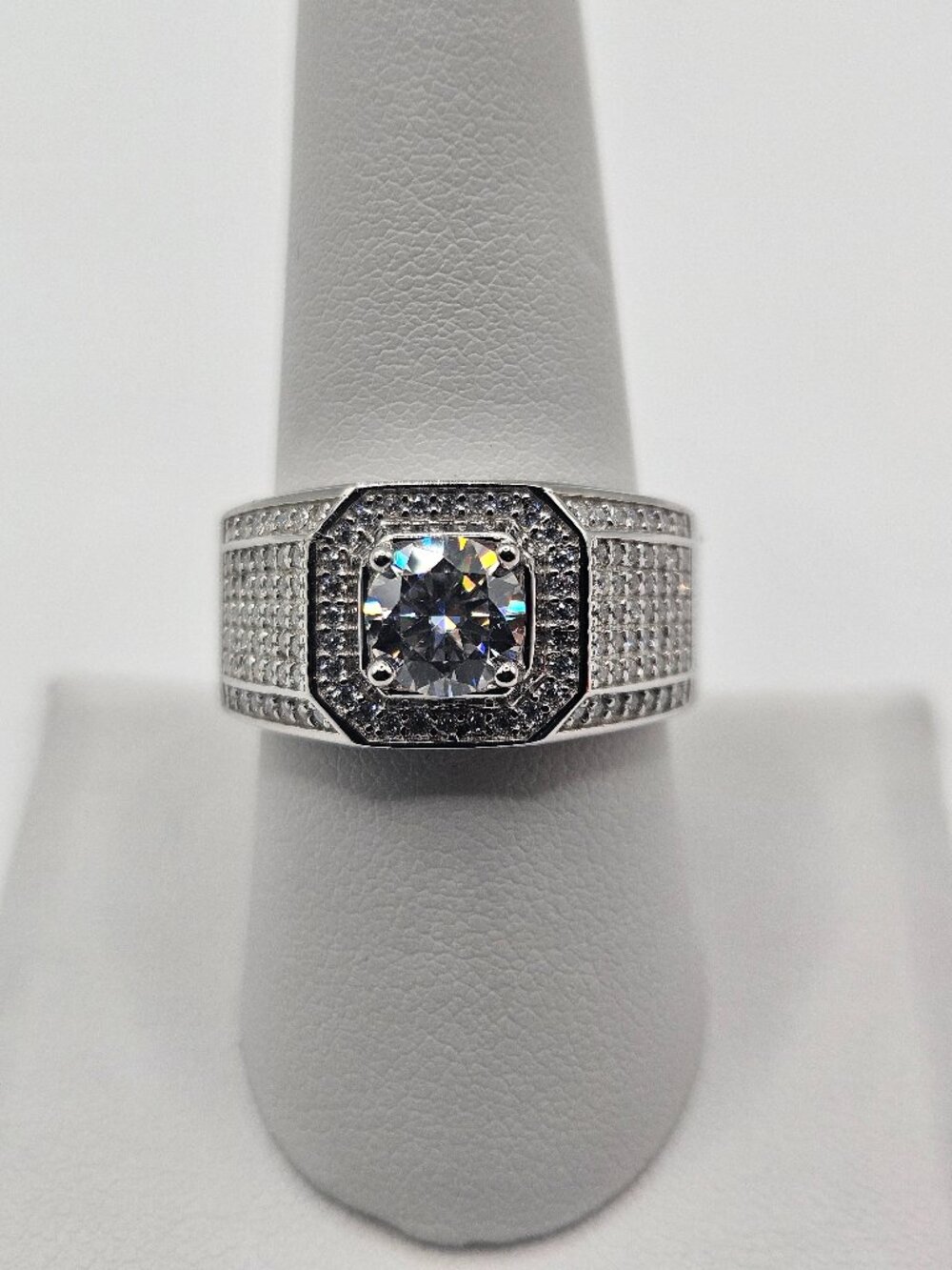 925 Sterling SilverMoissanite Men’s Statement Ring Size 9 - 9.1g
